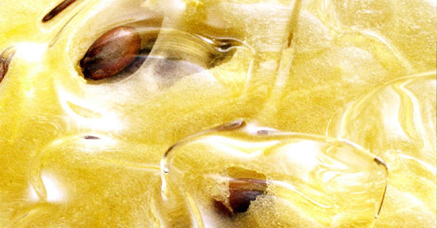 Smooth Infusion ist zu 95 % gewonnen aus Pflanzen, vegan, silikonfrei, ohne Tierausbeutung und die Verpackung ist aus recyceltem Kunststoff